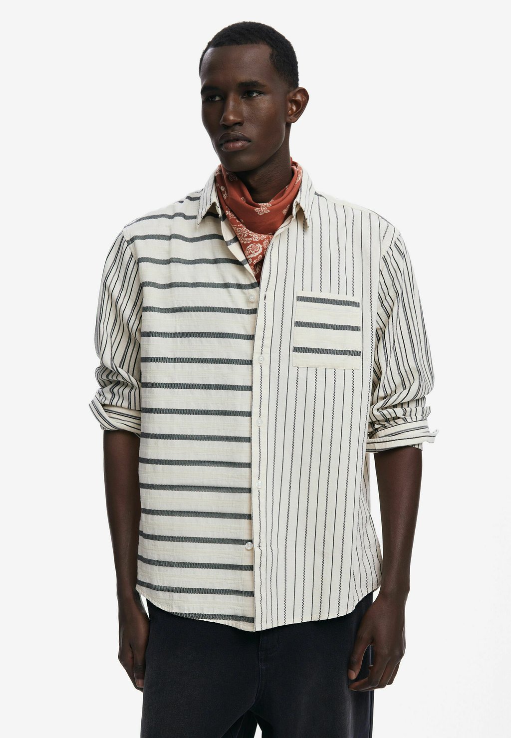 Рубашка Desigual, бежевый
Рубашка Desigual, бежевый