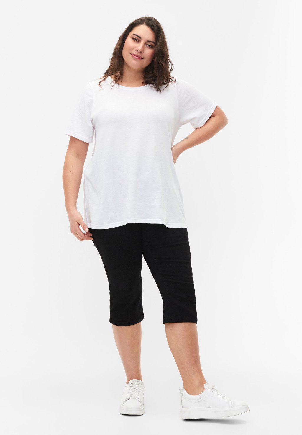 Джинсовые шорты FLASH - HOCH TAILLIERTE Zizzi, черный
Джинсовые шорты FLASH - HOCH TAILLIERTE Zizzi, черный