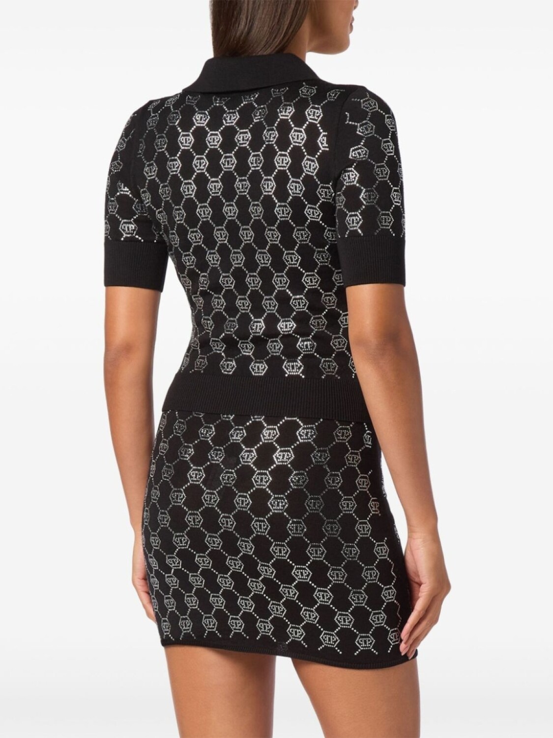 Philipp Plein рубашка поло с кристаллами, черный
Philipp Plein рубашка поло с кристаллами, черный