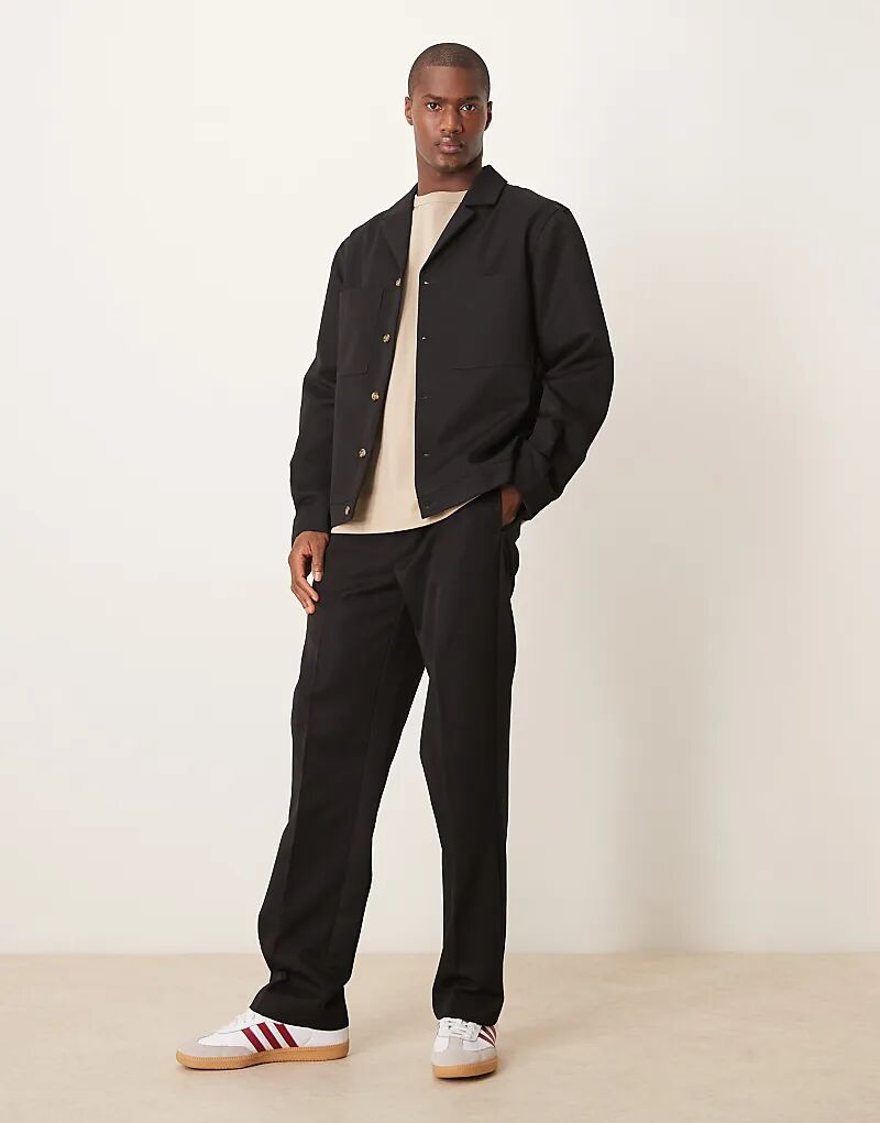 Строгие прямые брюки ASOS DESIGN черного цвета с эластичной талией
Строгие прямые брюки ASOS DESIGN черного цвета с эластичной талией