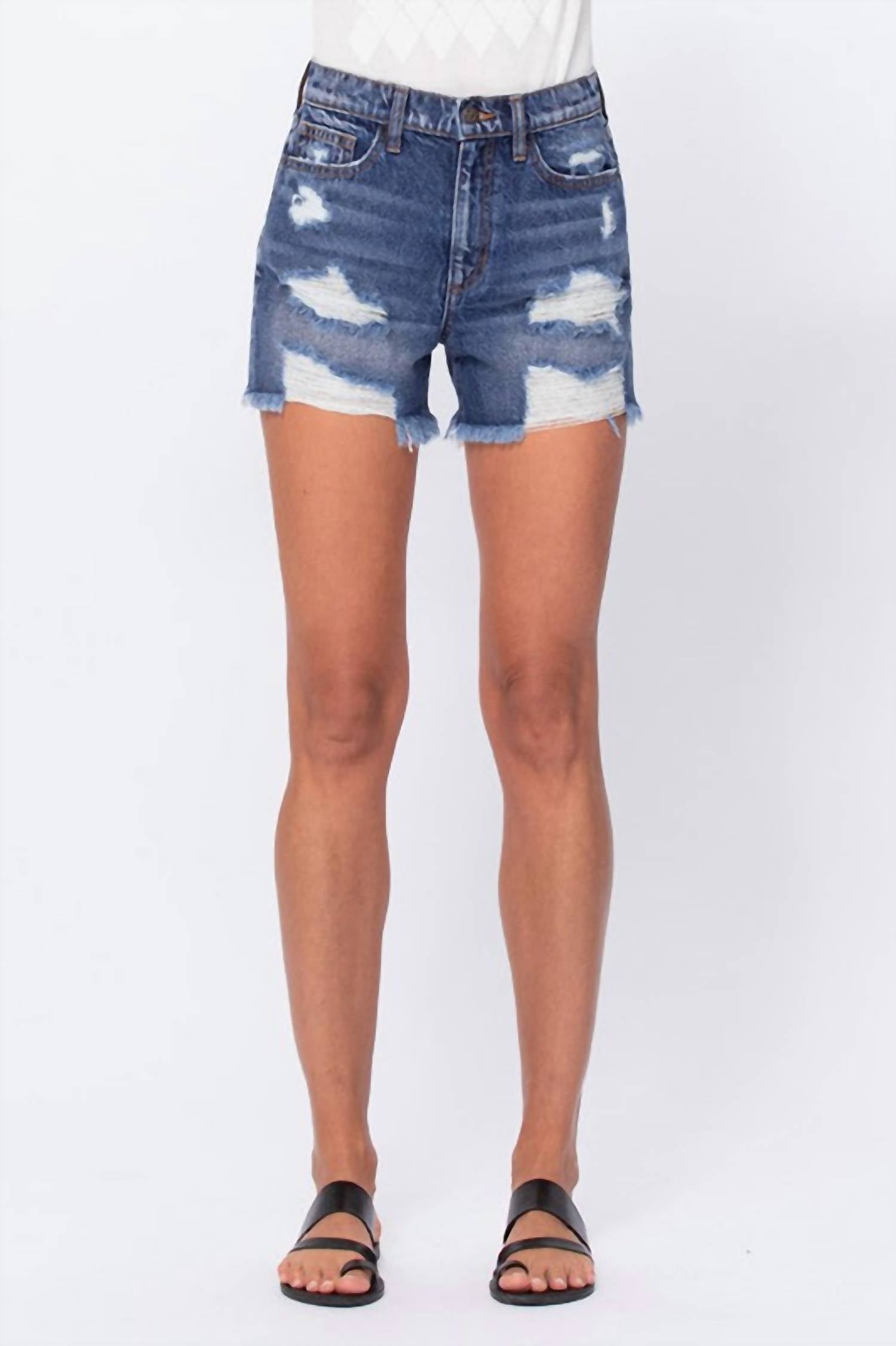 Шорты из денима с потертым краем, средне-синего цвета sneak peek
Шорты из денима с потертым краем, средне-синего цвета sneak peek