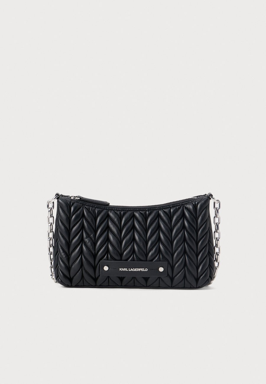 Сумка кросс-боди KARL LAGERFELD WEAVE ZIP CROSSBODY, Black
Сумка кросс-боди KARL LAGERFELD WEAVE ZIP CROSSBODY, Black
