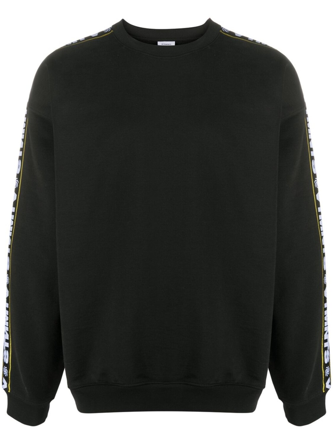 VETEMENTS толстовка с логотипом на рукаве, черный
VETEMENTS толстовка с логотипом на рукаве, черный