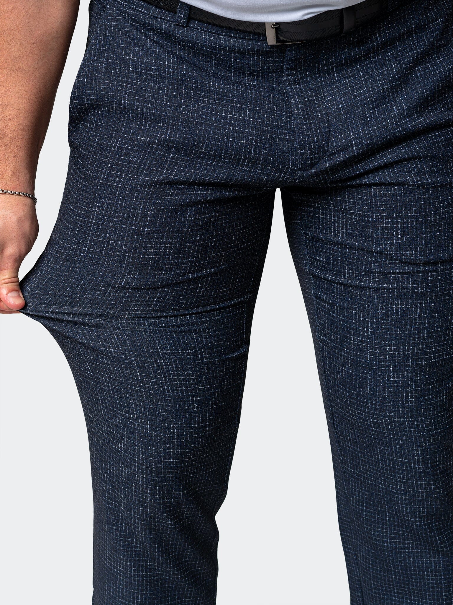 4-сторонние эластичные брюки квадратные черные MACEOO
4-сторонние эластичные брюки квадратные черные MACEOO