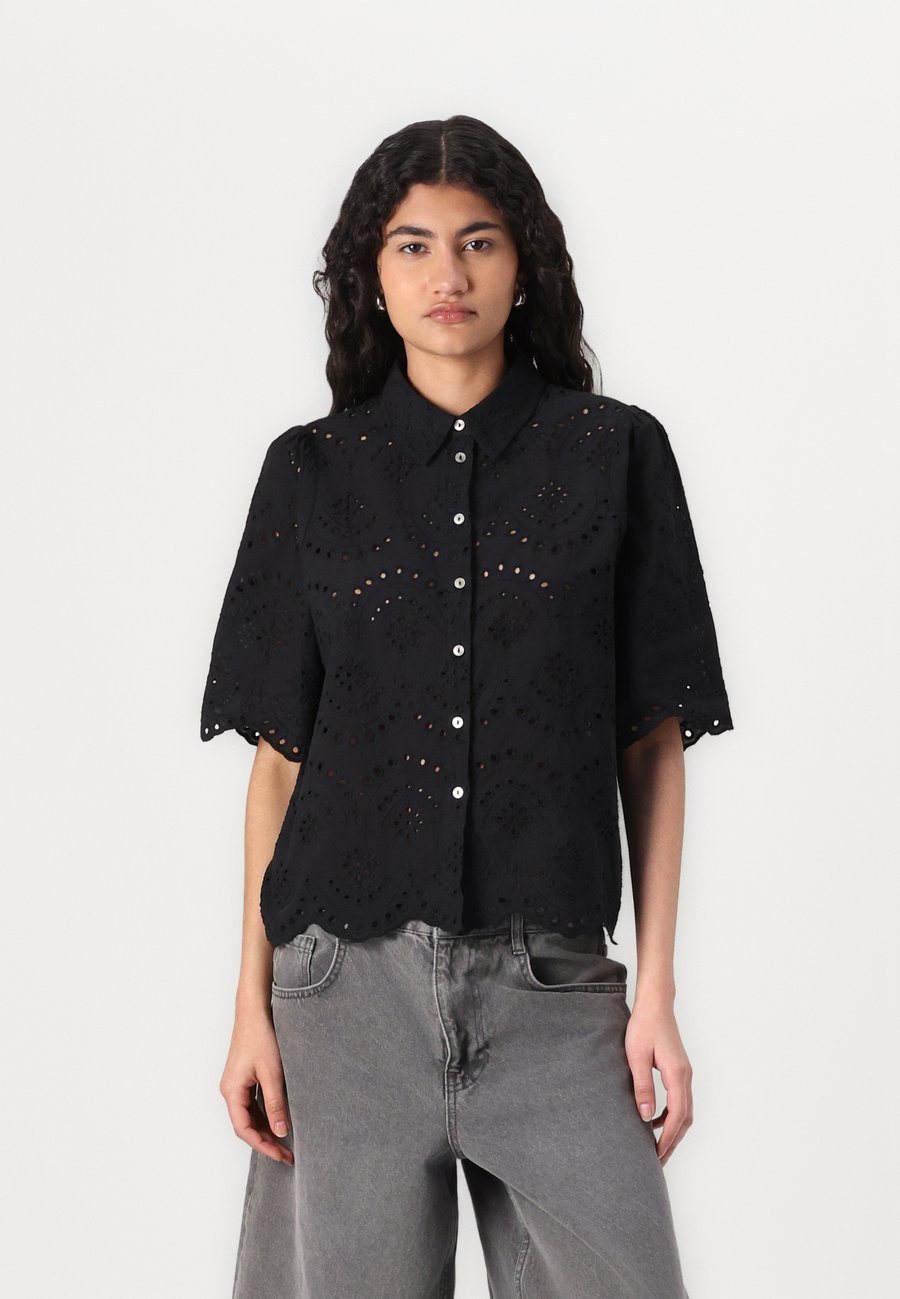 Блуза ONLY ONLVALAIS, Black
Блуза ONLY ONLVALAIS, Black