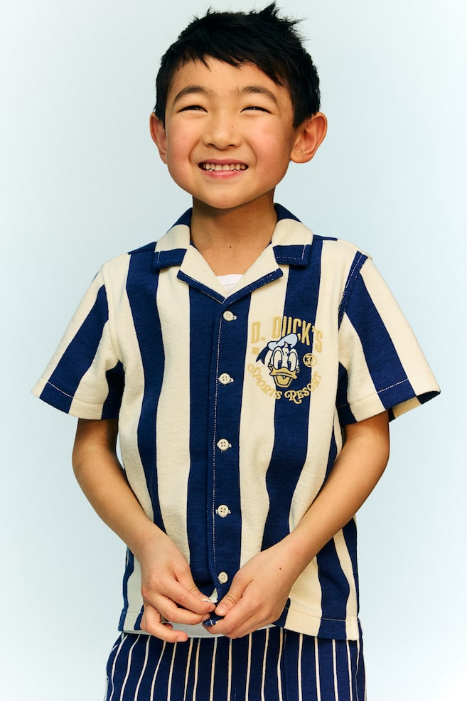 Повседневная рубашка с вышивкой H&M, мультиколор
Повседневная рубашка с вышивкой H&M, мультиколор