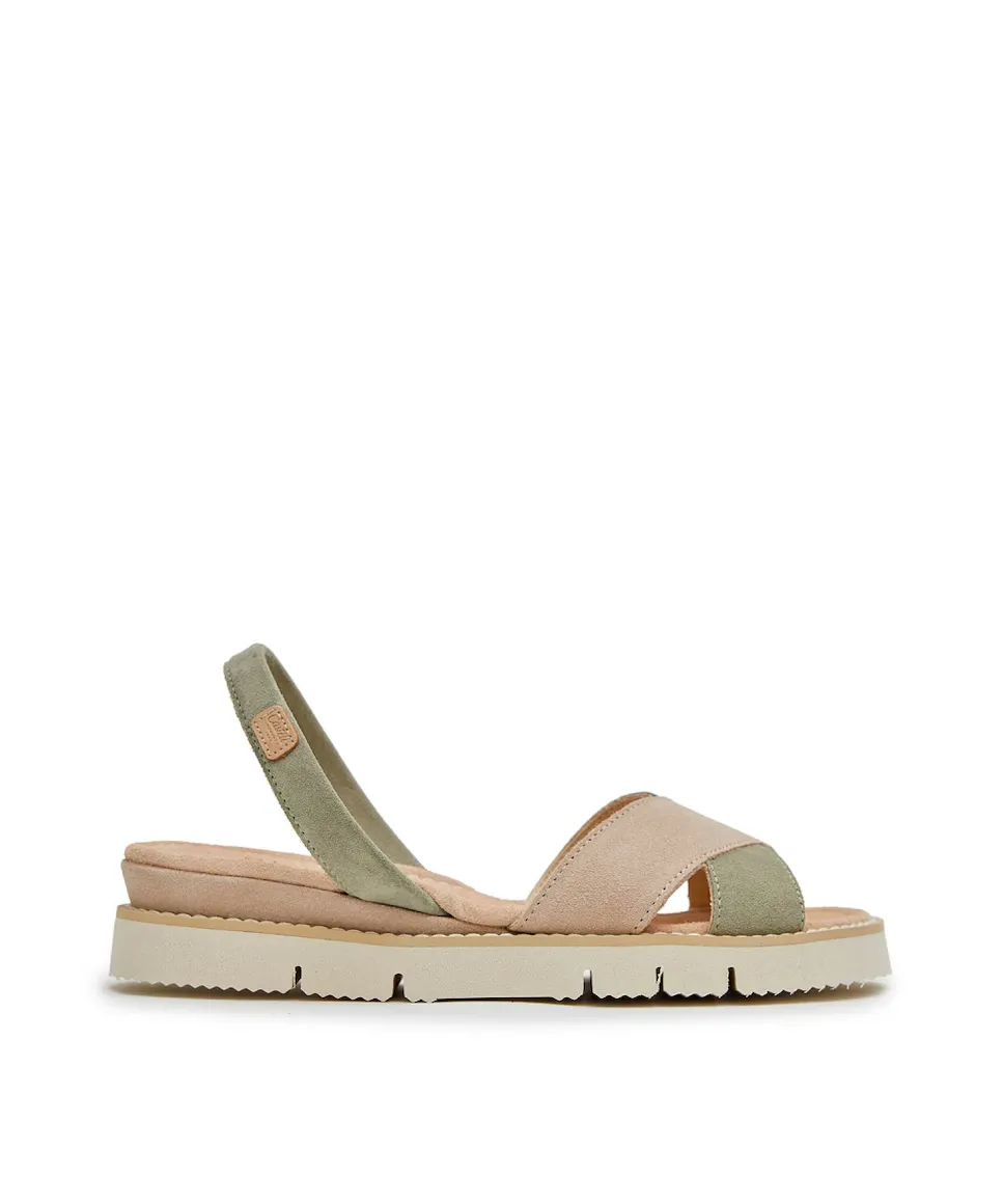 Двухцветные женские босоножки на платформе CASTELL MENORCA, светло-зеленый
Двухцветные женские босоножки на платформе CASTELL MENORCA, светло-зеленый