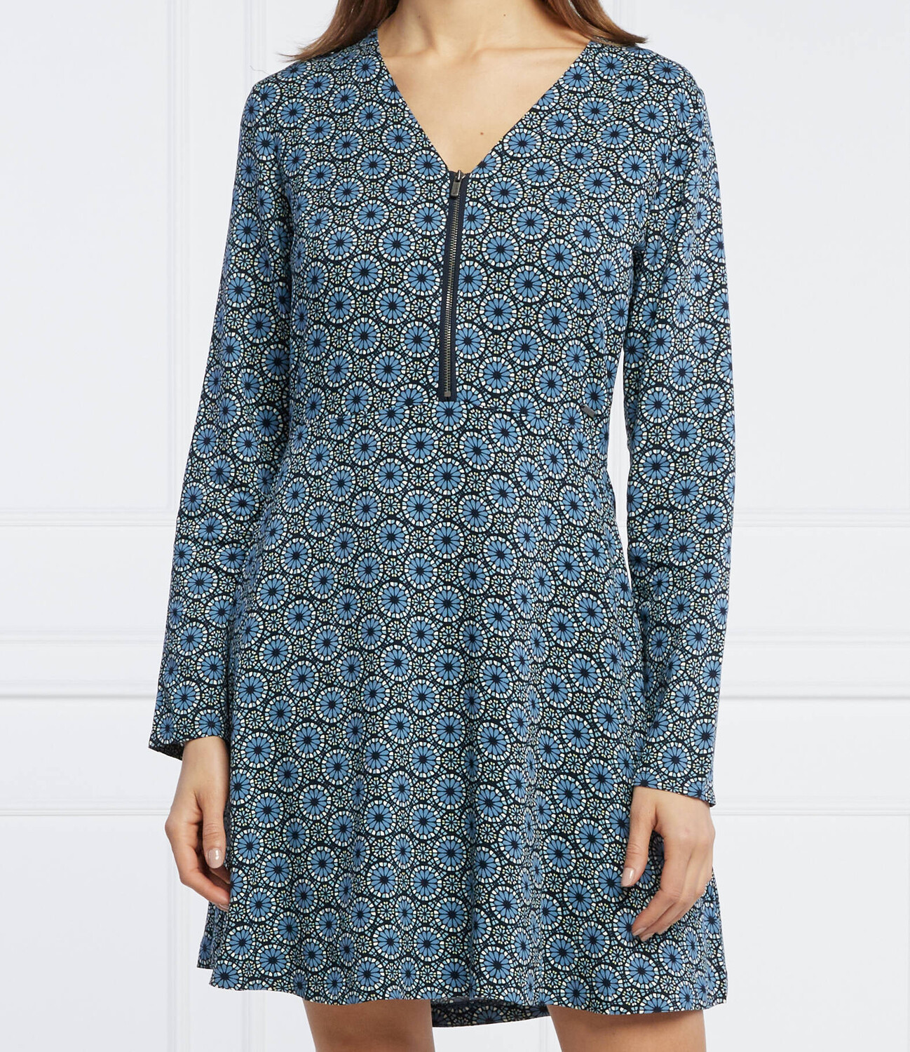 Платье Pepe Jeans London jasmine, синий
Платье Pepe Jeans London jasmine, синий