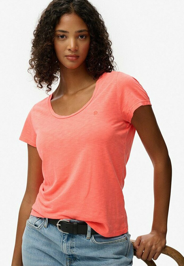Футболка Superdry & Co STUDIOS SCOOP NECK, Volcanic Coral/Coral, Оранжевый, Футболка Superdry & Co STUDIOS SCOOP NECK, Volcanic Coral/Coral
Футболка Superdry & Co STUDIOS SCOOP NECK, Volcanic Coral/Coral, Оранжевый, Футболка Superdry & Co STUDIOS SCOOP NECK, Volcanic Coral/Coral