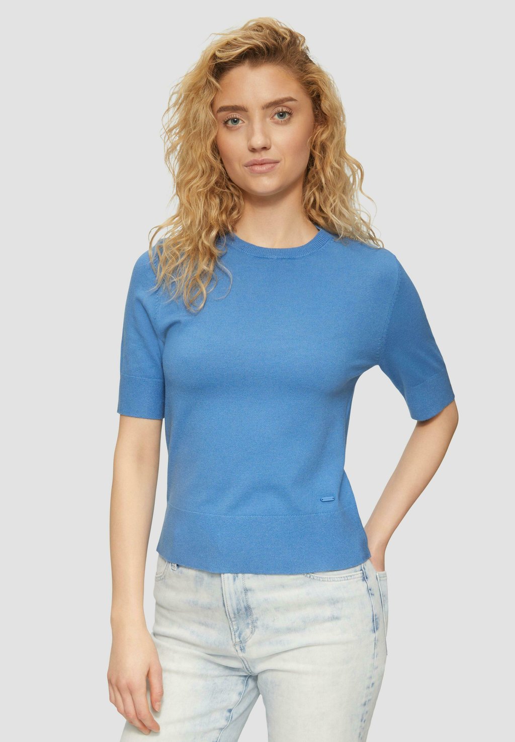 Базовая футболка s.Oliver, синий
Базовая футболка s.Oliver, синий