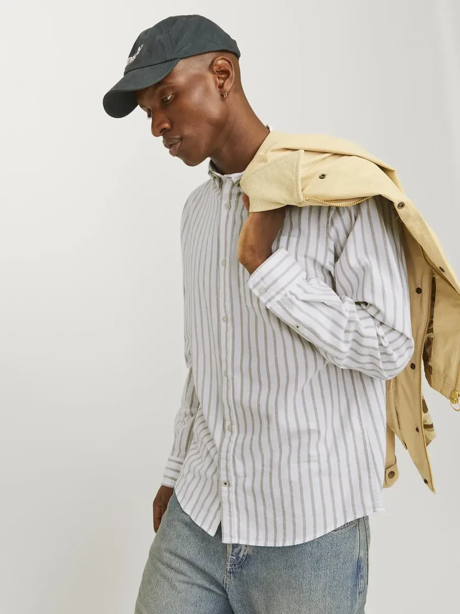 Рубашка с длинными рукавами Jack & Jones "JJEOXFORD SHIRT LS NOOS", цвет Crockery Stripes:Stripes
Рубашка с длинными рукавами Jack & Jones "JJEOXFORD SHIRT LS NOOS", цвет Crockery Stripes:Stripes