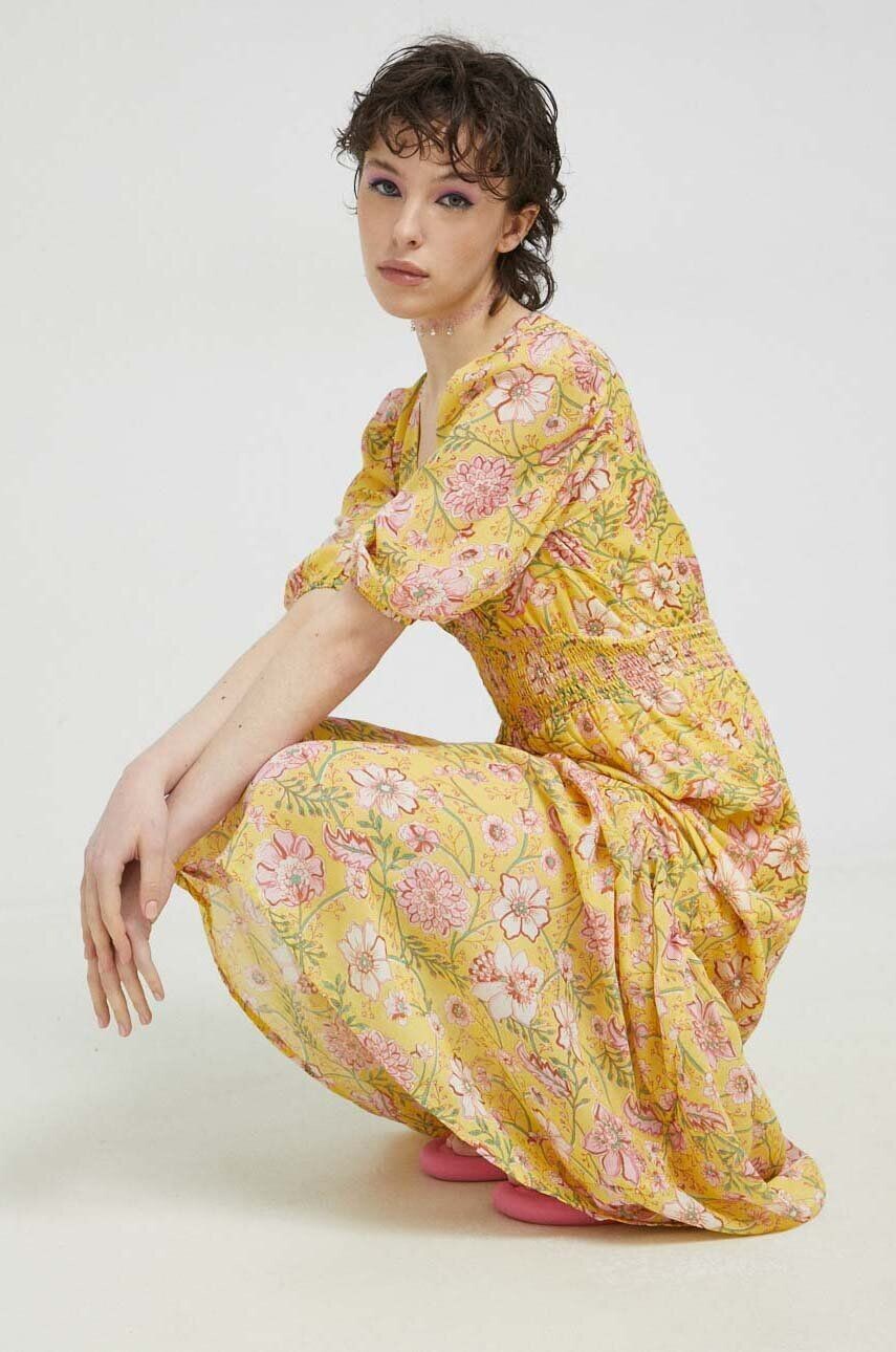 Платье Billabong, желтый
Платье Billabong, желтый