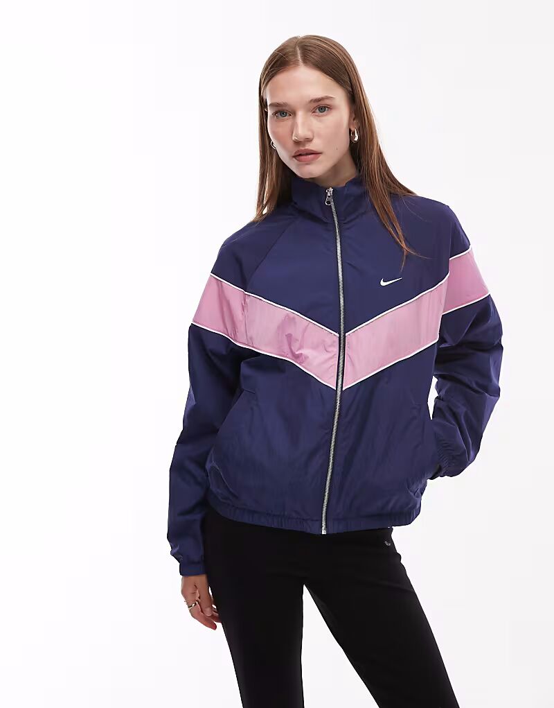 Тканая куртка Windrunner темно-синего и розового цветов Nike
Тканая куртка Windrunner темно-синего и розового цветов Nike