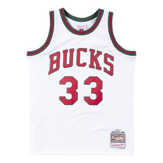 Баскетбольное джерси Mitchell & Ness NBA Swingman Jersey 'Milwaukee Bucks - Kareem Abdul-Jabbar 1971-72'
Баскетбольное джерси Mitchell & Ness NBA Swingman Jersey 'Milwaukee Bucks - Kareem Abdul-Jabbar 1971-72'