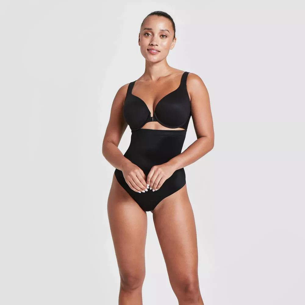 ASSETS by SPANX Женские безупречные утягивающие стринги с высокой талией, цвет Black
ASSETS by SPANX Женские безупречные утягивающие стринги с высокой талией, цвет Black