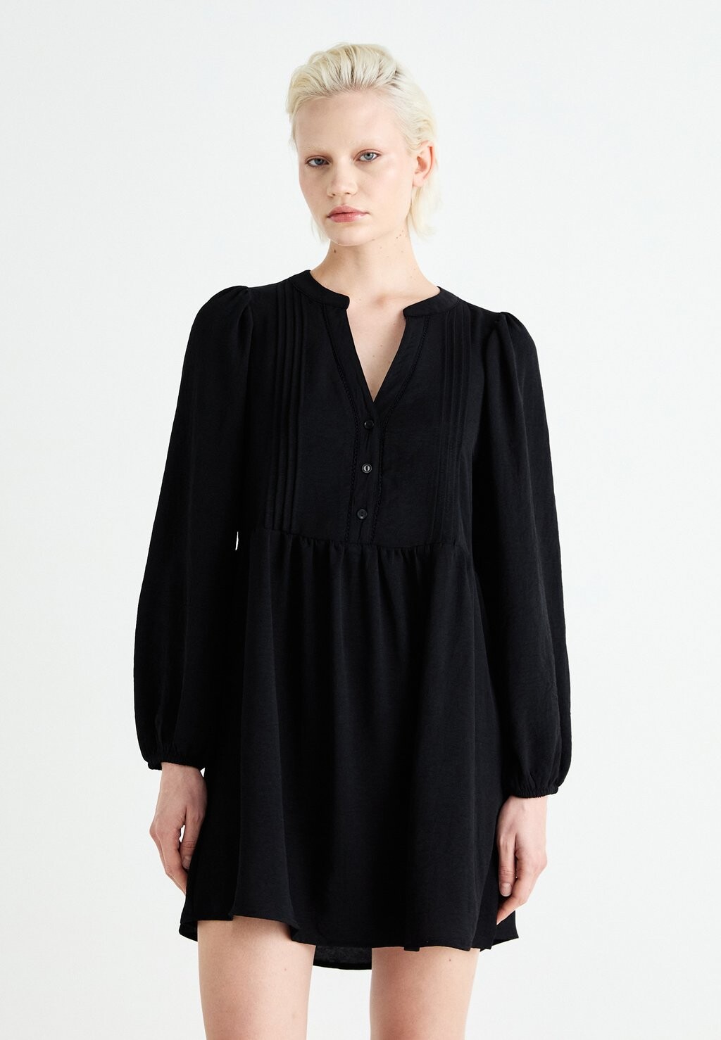 Дневное платье VMEMMA DRESS Vero Moda, черный
Дневное платье VMEMMA DRESS Vero Moda, черный