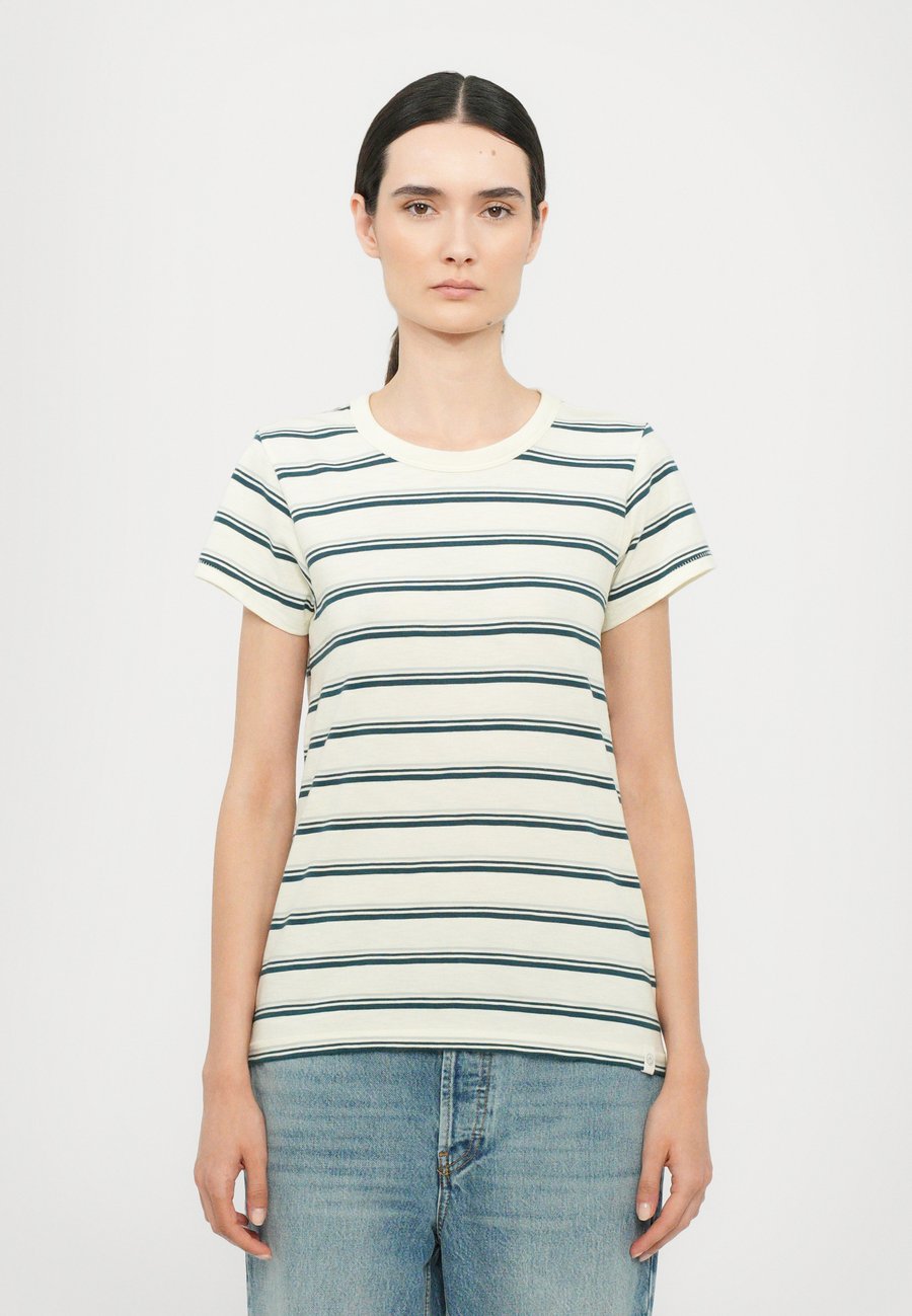 Футболка rag & bone THE SLUB STRIPE TEE, White, Белый, Футболка rag & bone THE SLUB STRIPE TEE, White
Футболка rag & bone THE SLUB STRIPE TEE, White, Белый, Футболка rag & bone THE SLUB STRIPE TEE, White