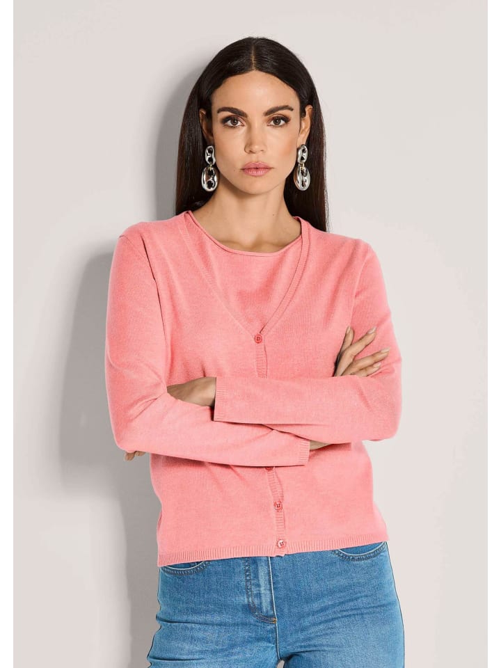 MADELEINE Простой кардиган в сочетании с коротким рукавом свитера абрикосового/меланжевого цвета
MADELEINE Простой кардиган в сочетании с коротким рукавом свитера абрикосового/меланжевого цвета