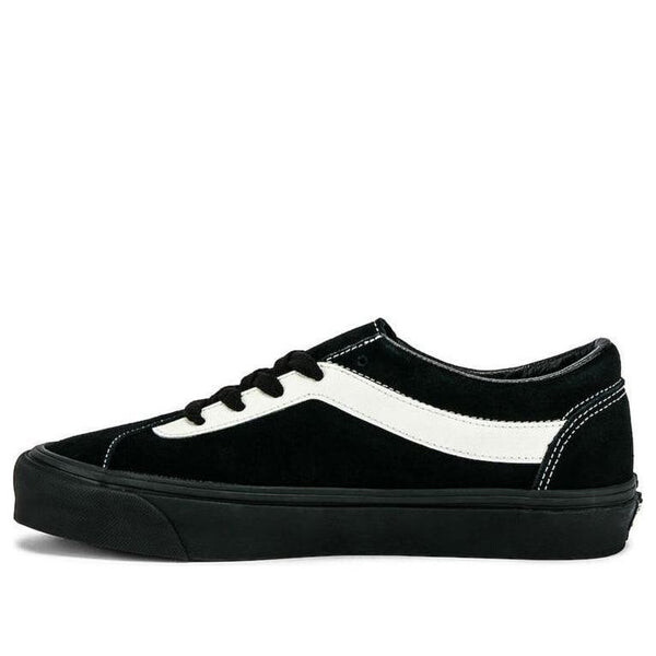 Кроссовки bold ni suede 'black marshmallow' Vans, черный
Кроссовки bold ni suede 'black marshmallow' Vans, черный