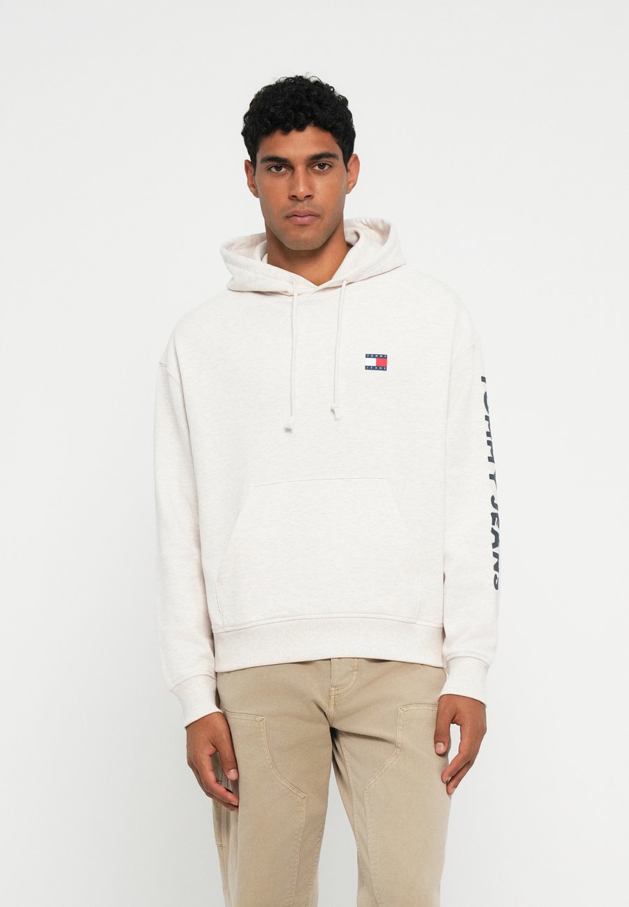Толстовка Tommy Jeans CLASSICS HOODIE, Oat Marl /Beige
Толстовка Tommy Jeans CLASSICS HOODIE, Oat Marl /Beige