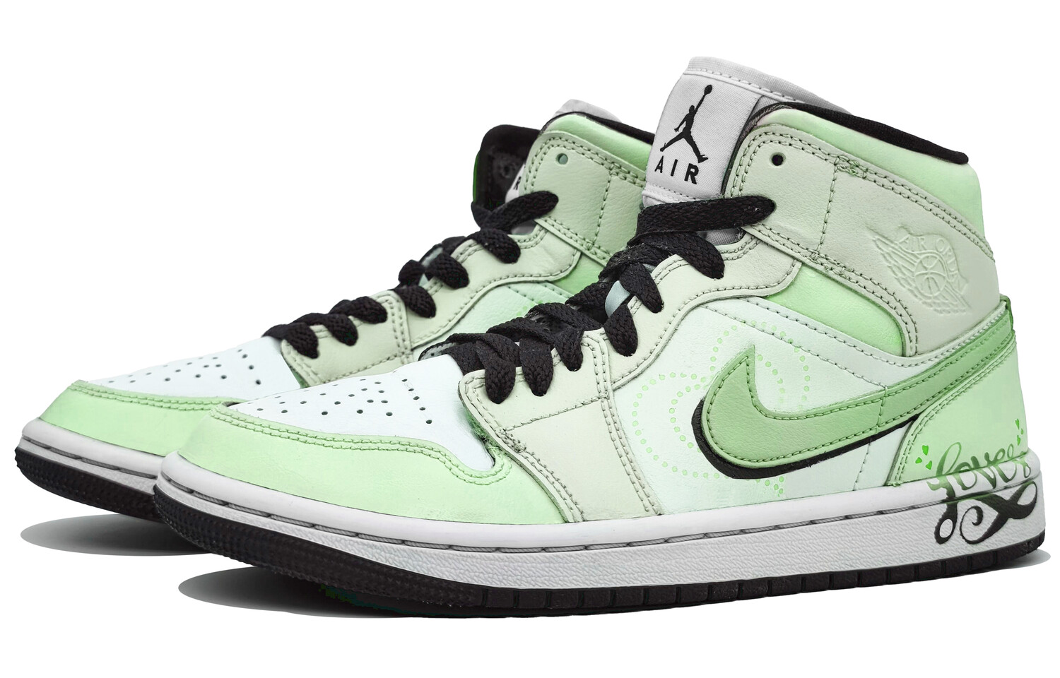 Кроссовки Air Jordan 1 Vintage Basketball Shoes Men High-top White/Green, цвет Lucky Green
Кроссовки Air Jordan 1 Vintage Basketball Shoes Men High-top White/Green, цвет Lucky Green