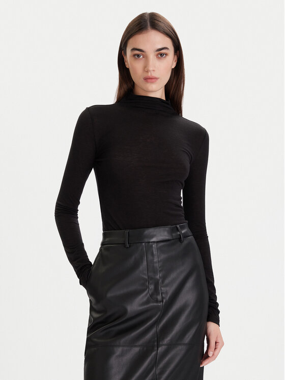 Свитер slim fit LV044D239G Calvin Klein, черный
Свитер slim fit LV044D239G Calvin Klein, черный