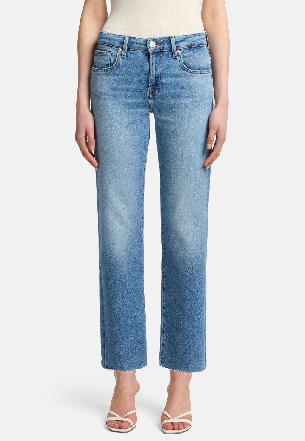 Джинсы прямого кроя CALIE STRAIGHT ANKLE 7 for all mankind, цвет Mid Blue
Джинсы прямого кроя CALIE STRAIGHT ANKLE 7 for all mankind, цвет Mid Blue
