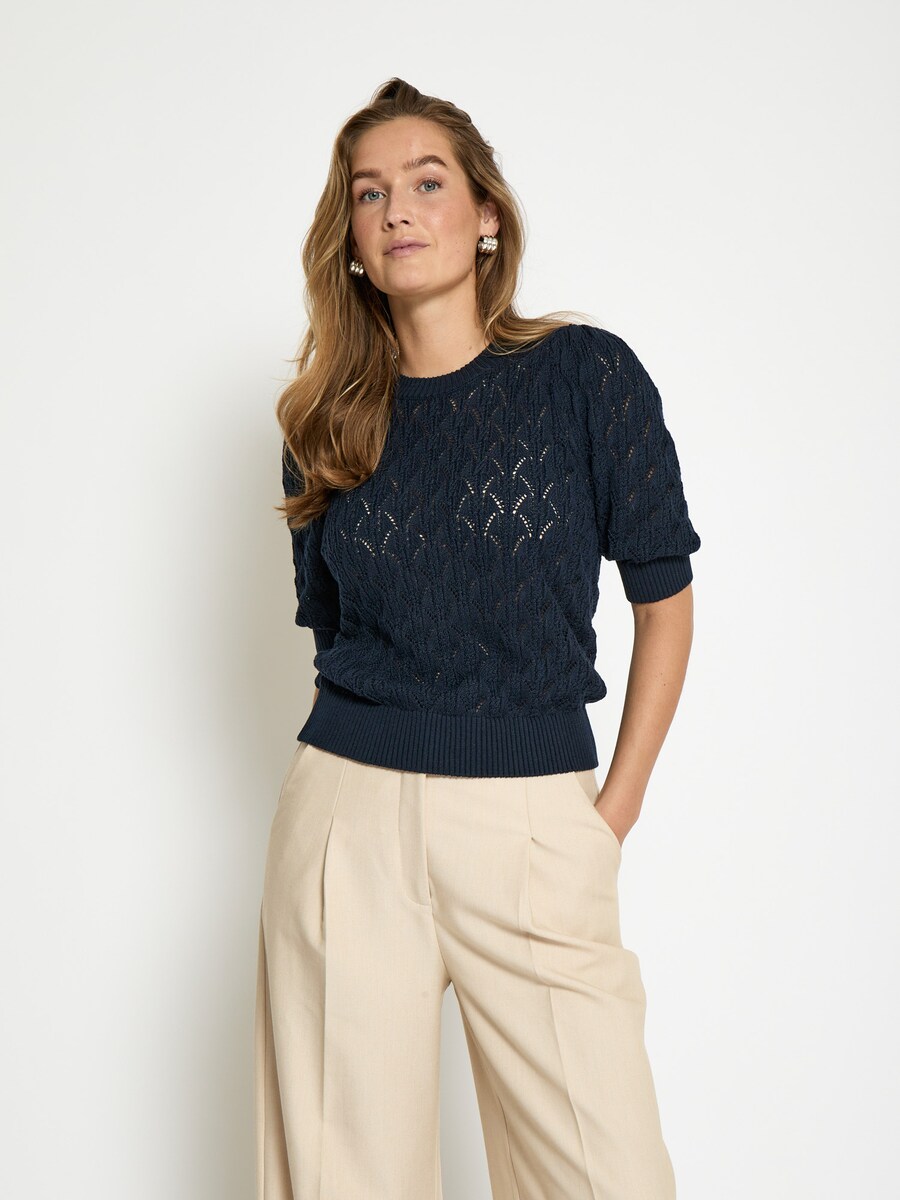 Свитер minus Lamina, marine blue
Свитер minus Lamina, marine blue