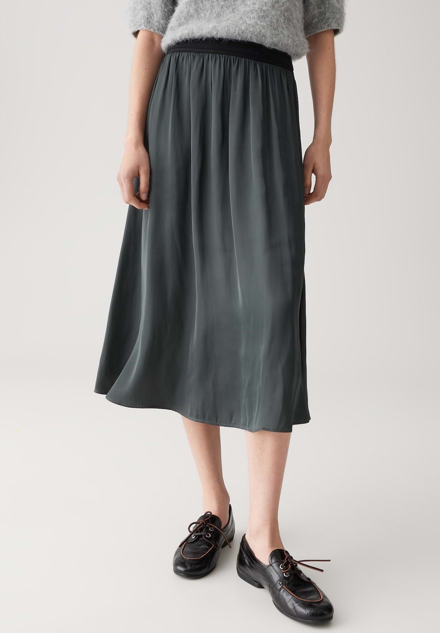 Юбка OPUS MIDI A-LINE COMFORT WAISTBAND, Deep Pine/Dark Grey
Юбка OPUS MIDI A-LINE COMFORT WAISTBAND, Deep Pine/Dark Grey