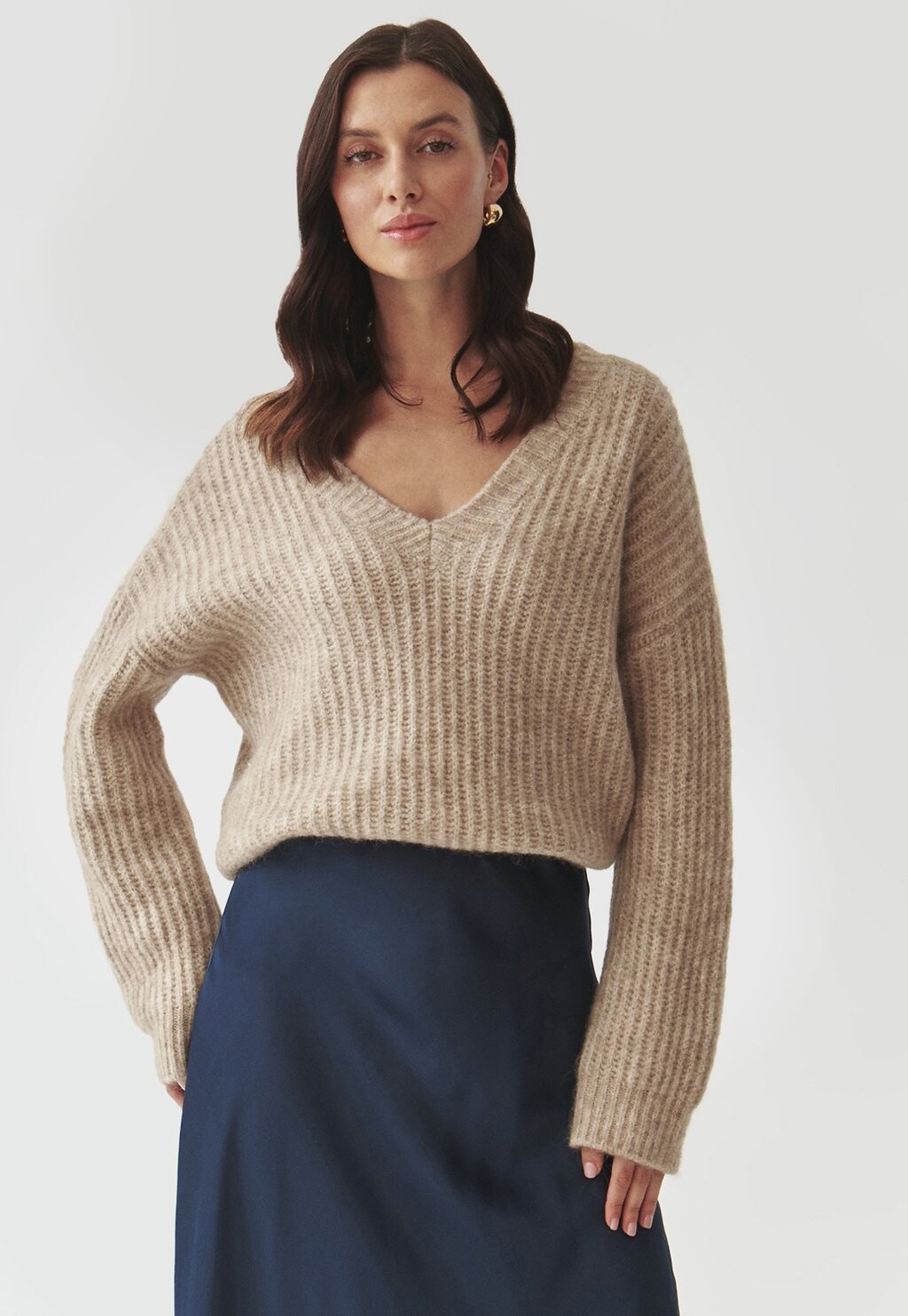 Джемпер ASPEN TATUUM, бежевый
Джемпер ASPEN TATUUM, бежевый