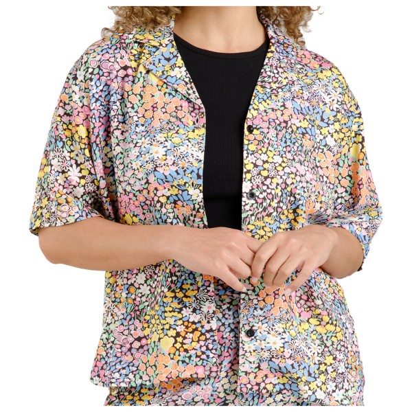 Женская рубашка торуп - блузка Dedicated, Meadow Flowers
Женская рубашка торуп - блузка Dedicated, Meadow Flowers