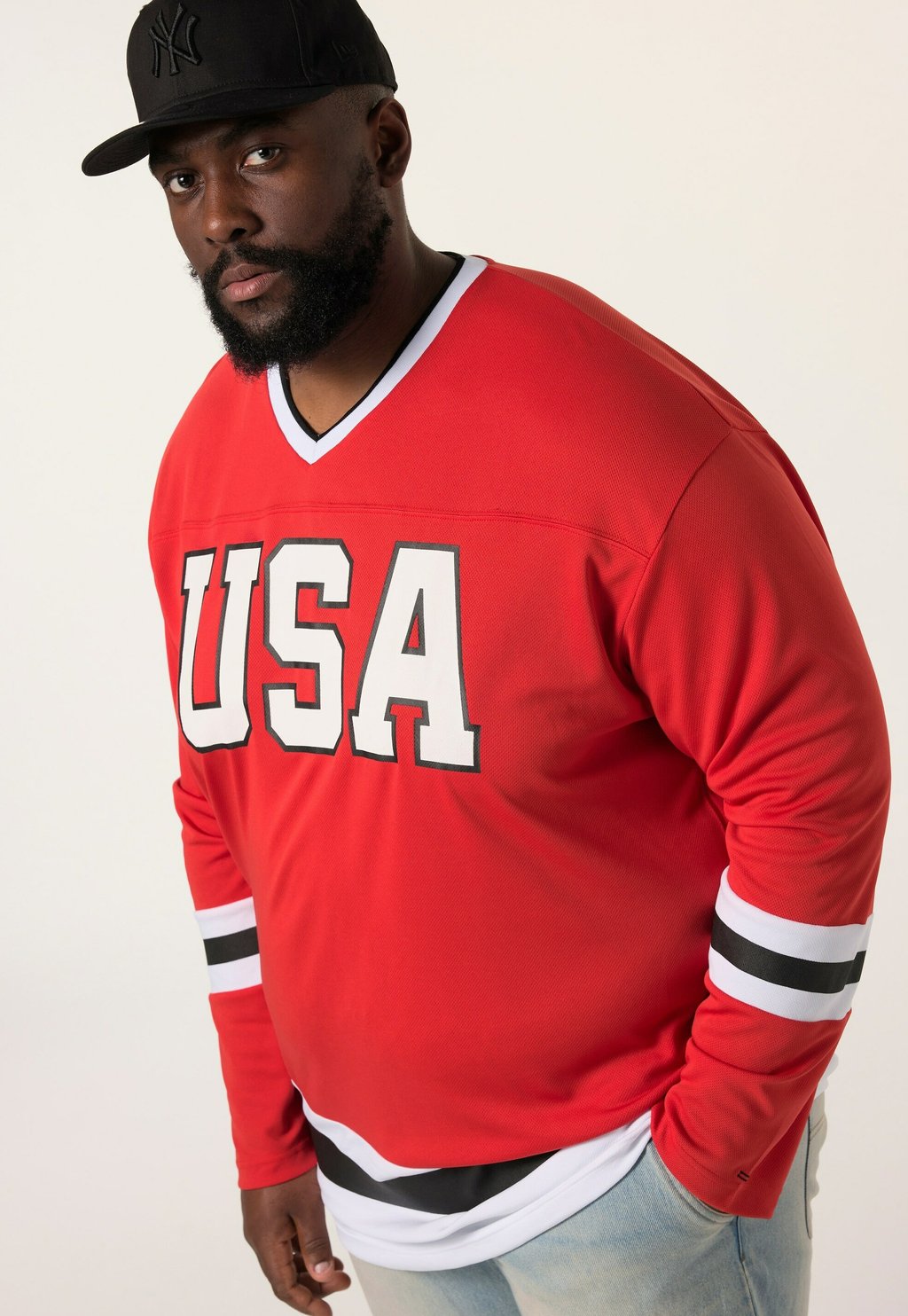 Футболка с длинным рукавом STHUGE, красный
Футболка с длинным рукавом STHUGE, красный