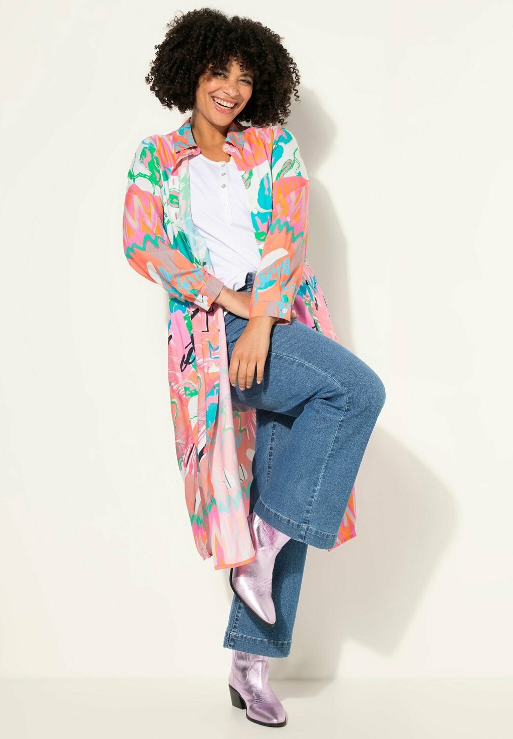 Платье-рубашка MIDI ALL-OVER PRINT BUTTON TAB Angel of Style, розовый
Платье-рубашка MIDI ALL-OVER PRINT BUTTON TAB Angel of Style, розовый