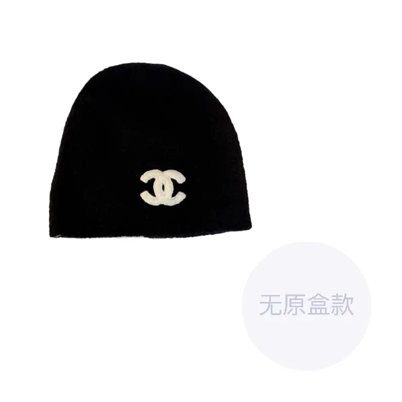 Шапка-бини унисекс Chanel, черный
Шапка-бини унисекс Chanel, черный