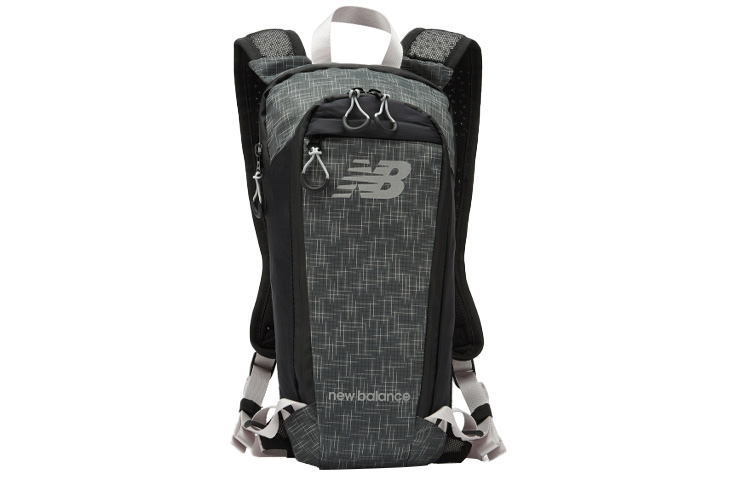 Нейлоновый рюкзак мужской черно-серый New Balance
Нейлоновый рюкзак мужской черно-серый New Balance