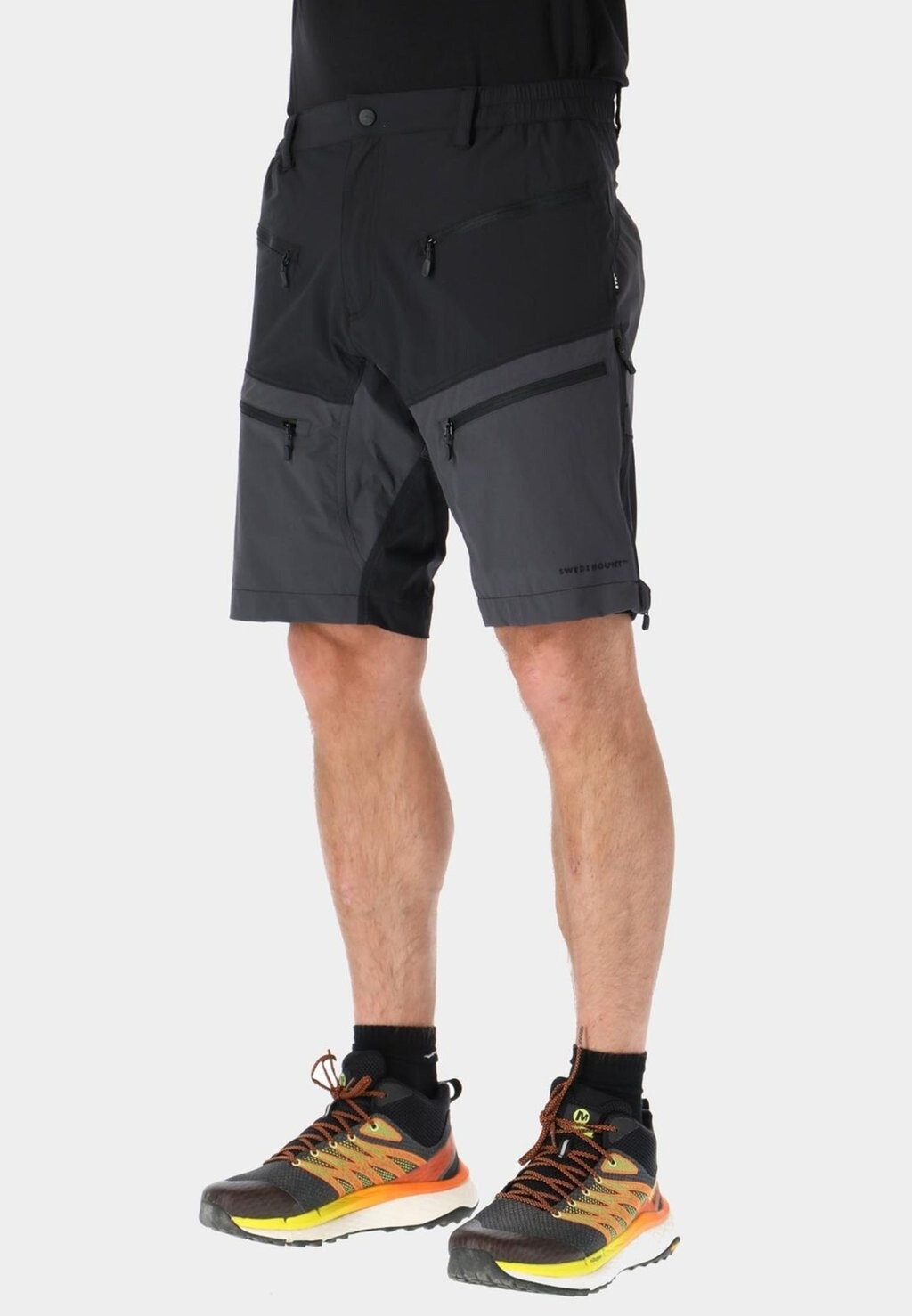 Уличные шорты LOFOTEN HIKING Swedemount, черный
Уличные шорты LOFOTEN HIKING Swedemount, черный