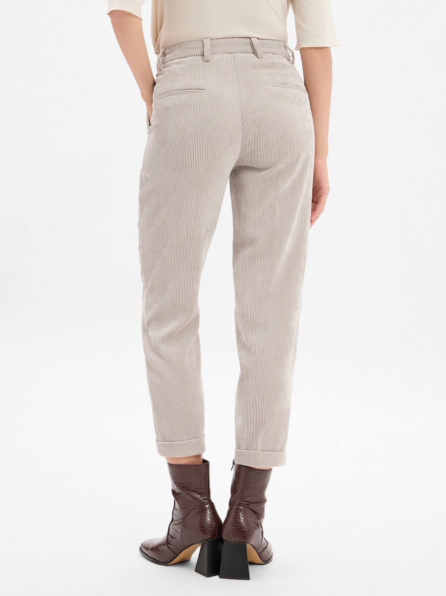 Обычные брюки со складками спереди Cambio Krystal, белый
Обычные брюки со складками спереди Cambio Krystal, белый