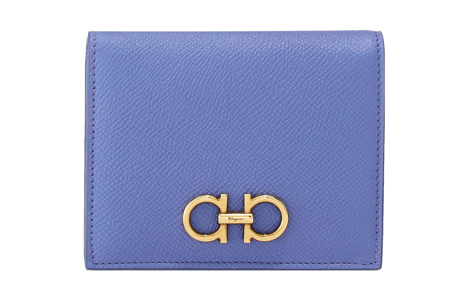 Ferragamo Кошелек из телячьей кожи, женский, пыльно-голубой
Ferragamo Кошелек из телячьей кожи, женский, пыльно-голубой