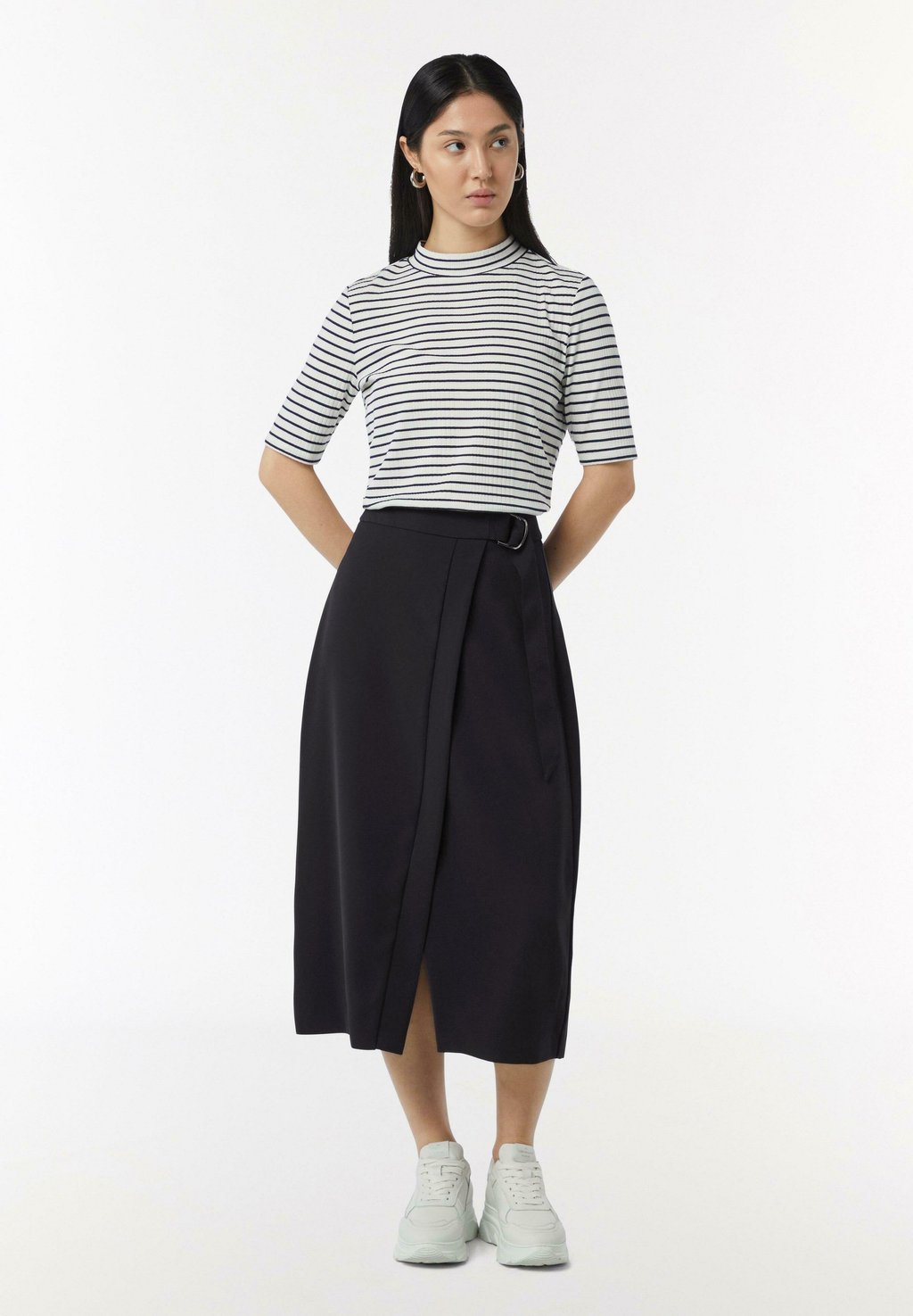 Юбка с запахом ROCK comma, темно-синий
Юбка с запахом ROCK comma, темно-синий