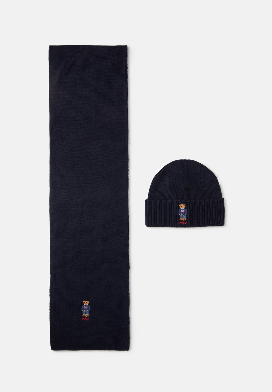 Шапка Polo Ralph Lauren FLAG BEAR GIFT BOX UNISEX SET, Hunter Navy/Dark Blue
Шапка Polo Ralph Lauren FLAG BEAR GIFT BOX UNISEX SET, Hunter Navy/Dark Blue