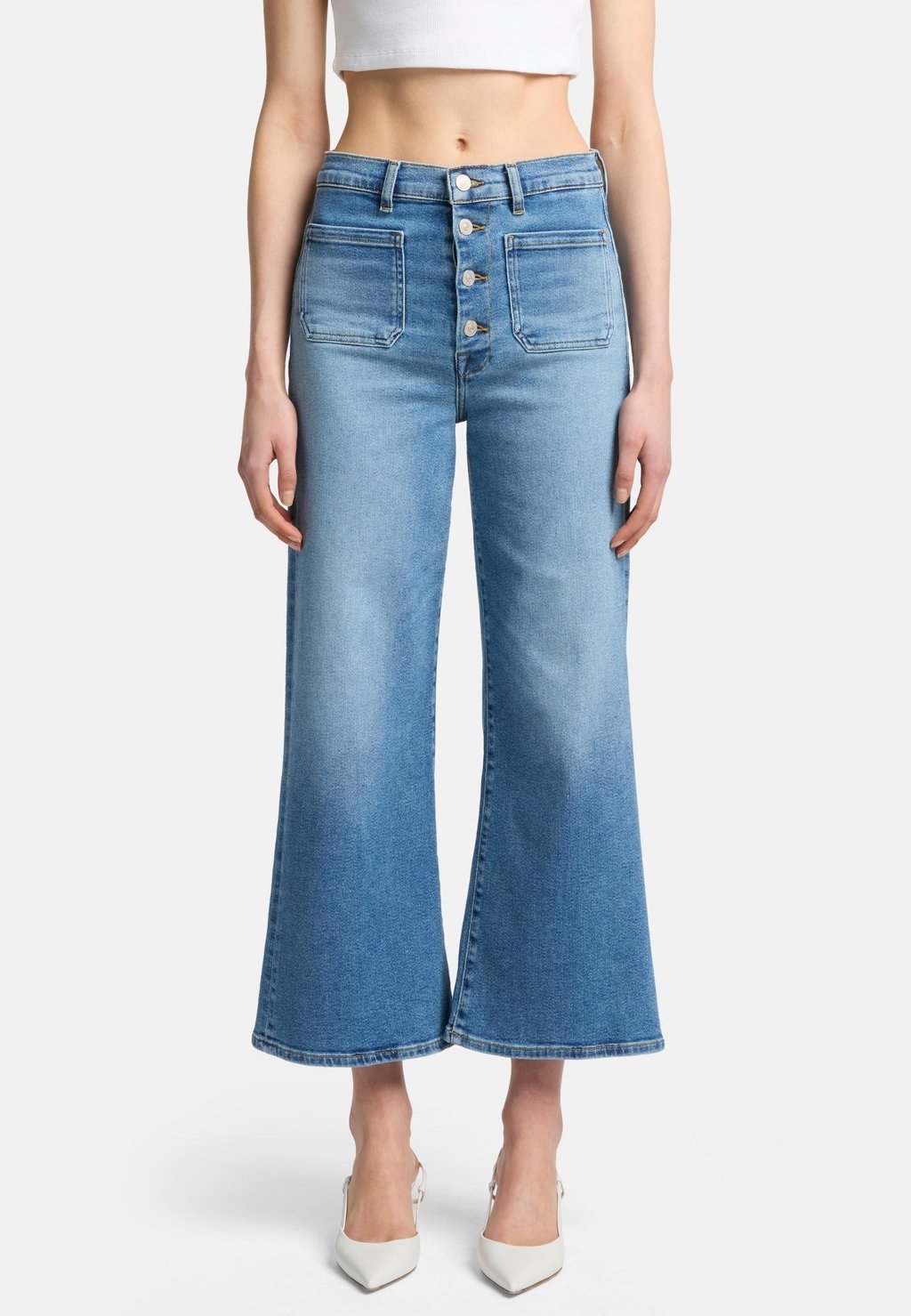 Расклешенные джинсы ULTRA HIGH RISE CROPPED JO LUXE VINTAGE 7 for all mankind, цвет Mid Blue
Расклешенные джинсы ULTRA HIGH RISE CROPPED JO LUXE VINTAGE 7 for all mankind, цвет Mid Blue