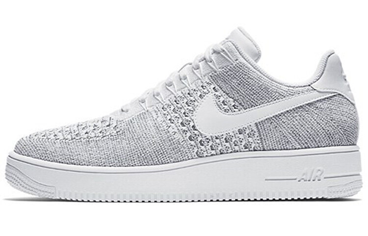 Кроссовки для скейтбординга Nike Air Force 1 Low унисекс
Кроссовки для скейтбординга Nike Air Force 1 Low унисекс