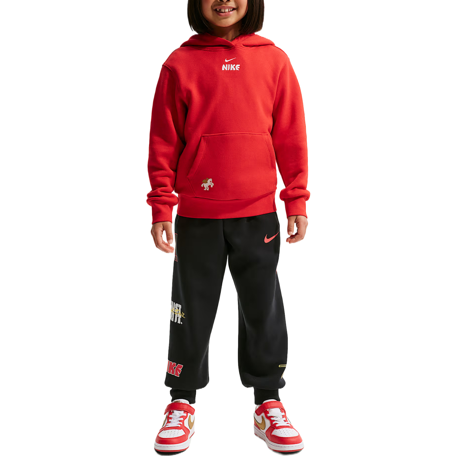 Детские вязаные спортивные штаны Nike, черный/белый/желтый/красный
Детские вязаные спортивные штаны Nike, черный/белый/желтый/красный