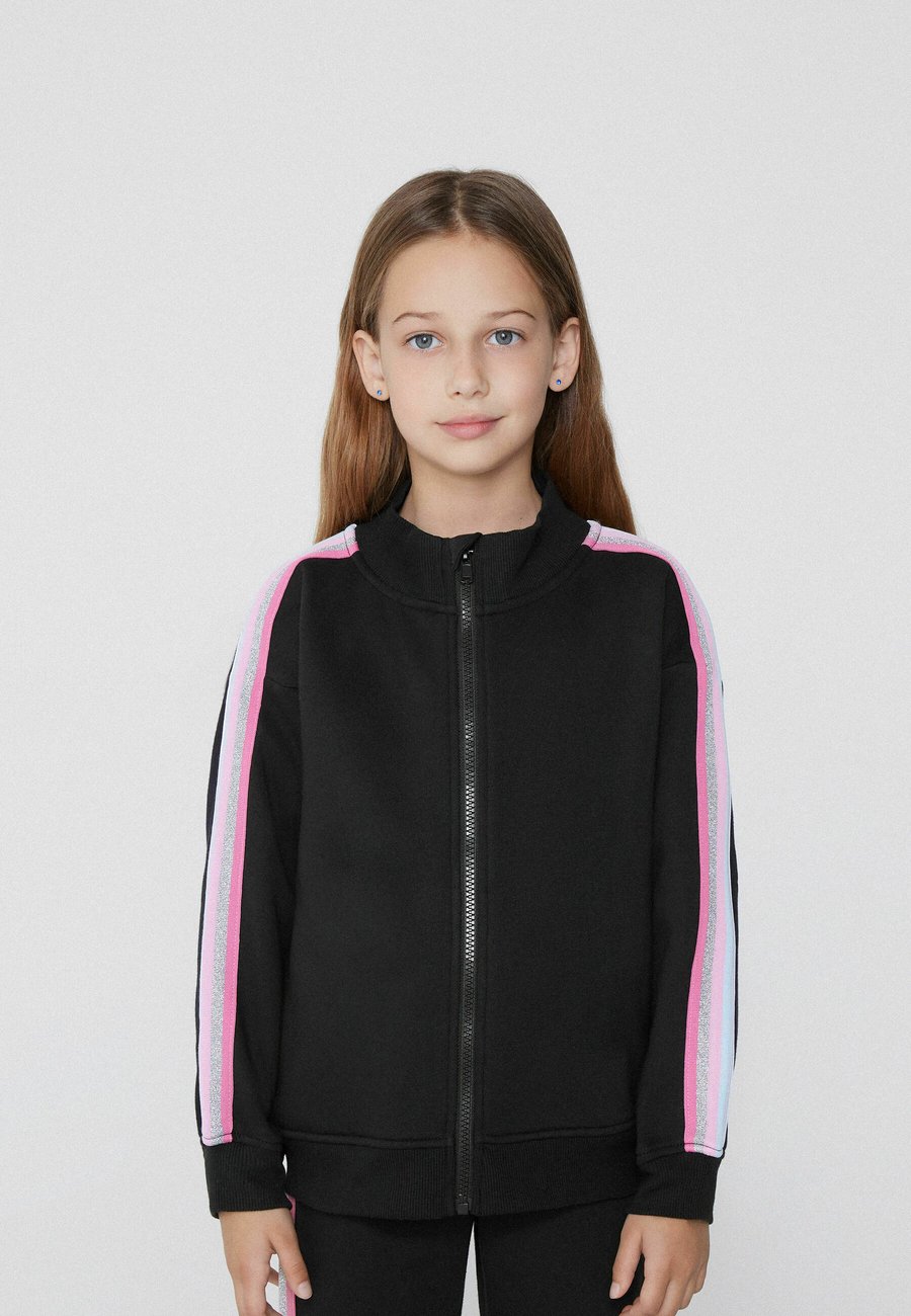 Толстовка Tezenis Zip-up sweatshirt, Black/Mottled Black
Толстовка Tezenis Zip-up sweatshirt, Black/Mottled Black