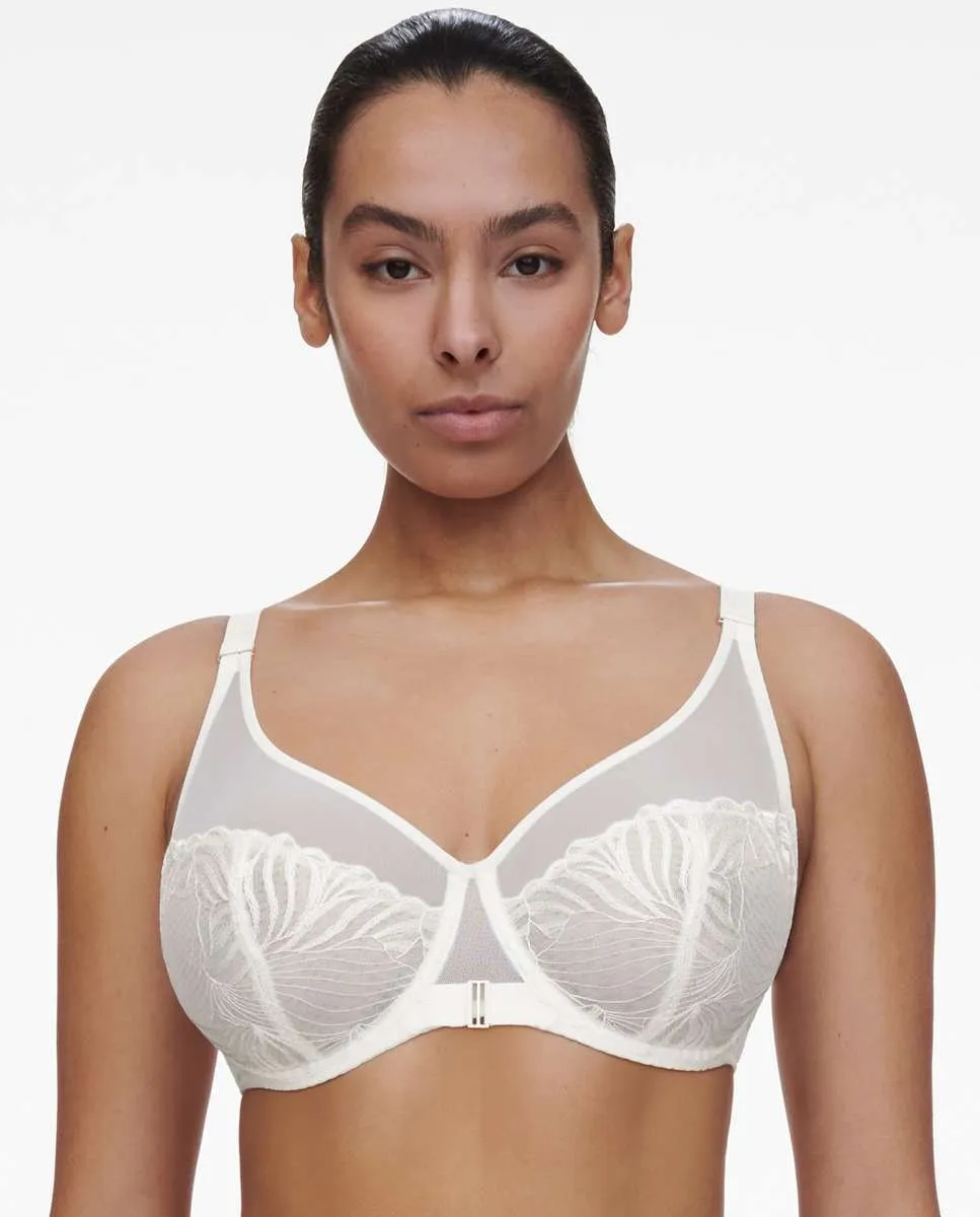 Бюстгальтер Legend Line с цветочным кружевом и прозрачными чашечками на косточках Chantelle, цвет Crudo
Бюстгальтер Legend Line с цветочным кружевом и прозрачными чашечками на косточках Chantelle, цвет Crudo