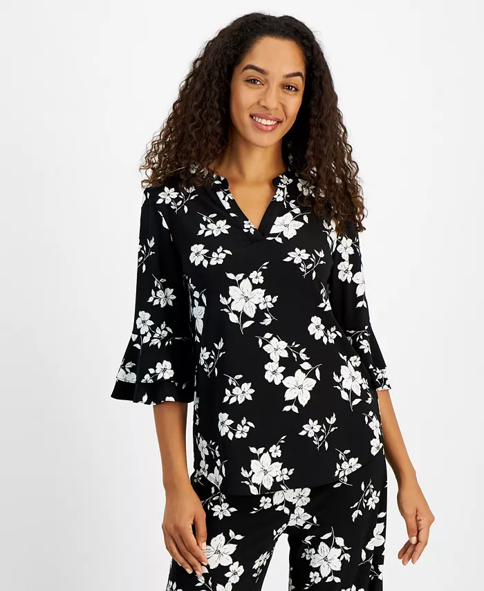 Женский топ с V-образным вырезом и цветочным принтом на рукавах-крылышках Kasper, черный
Женский топ с V-образным вырезом и цветочным принтом на рукавах-крылышках Kasper, черный