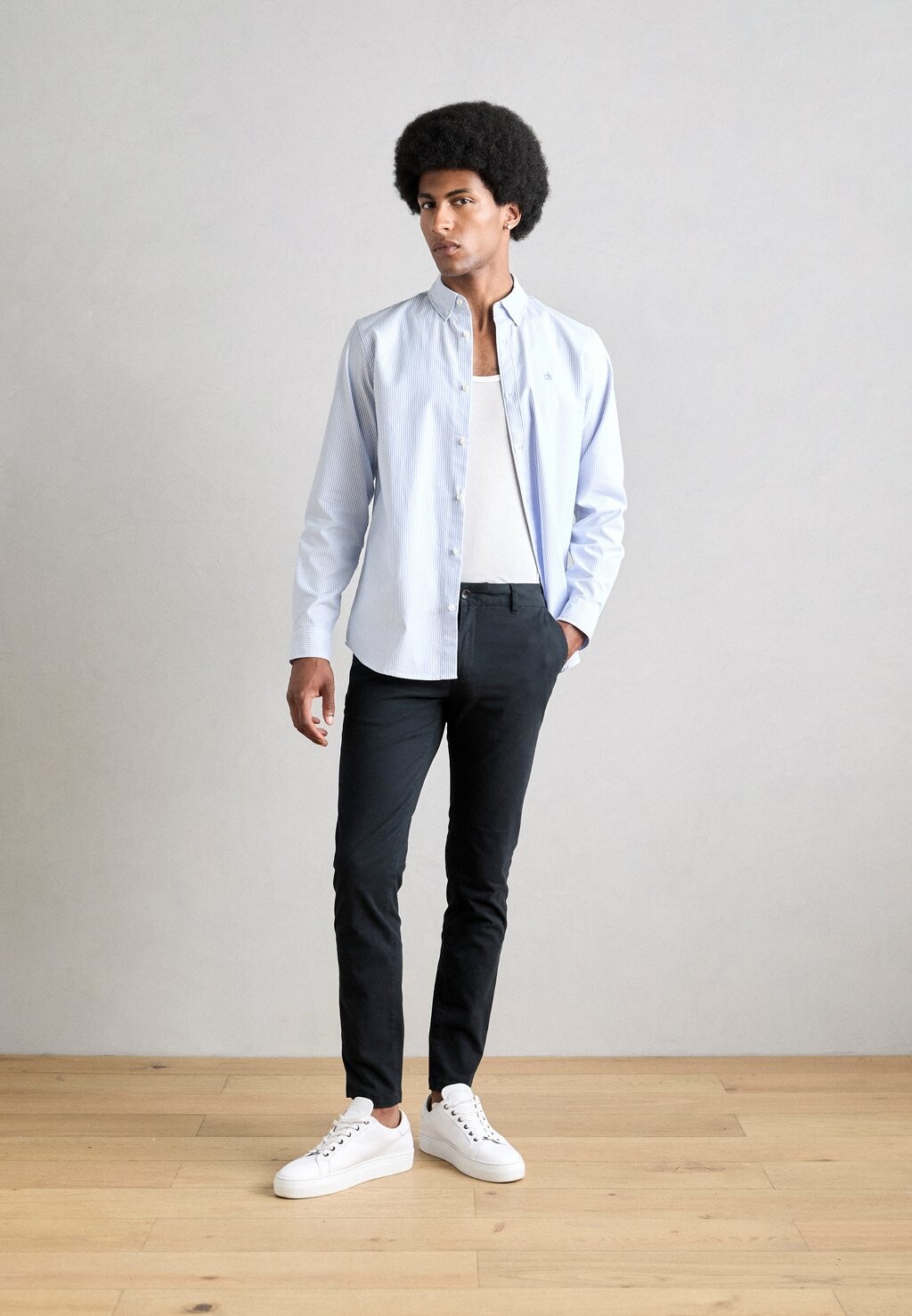 Чиносы CORE Scotch & Soda, черный
Чиносы CORE Scotch & Soda, черный