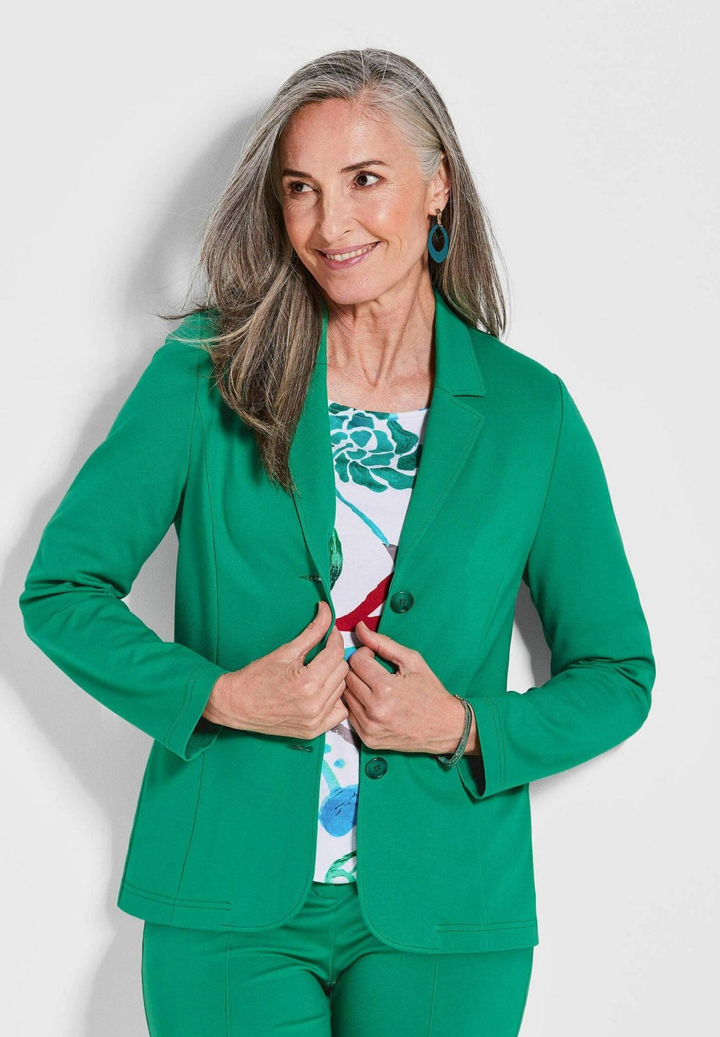 Блейзер GOLDNER, зеленый
Блейзер GOLDNER, зеленый