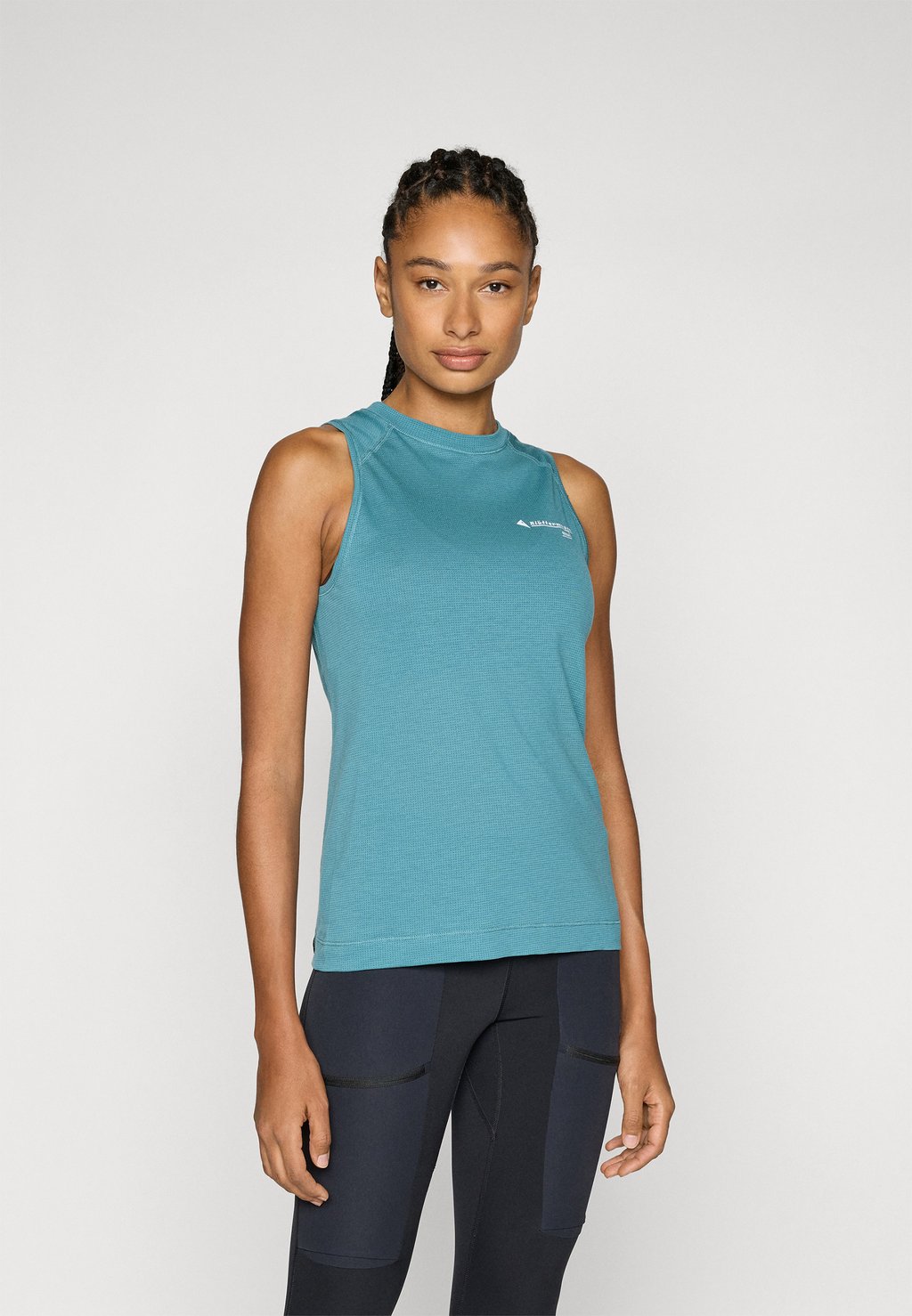 Топ GROA TANK Klättermusen, синий
Топ GROA TANK Klättermusen, синий