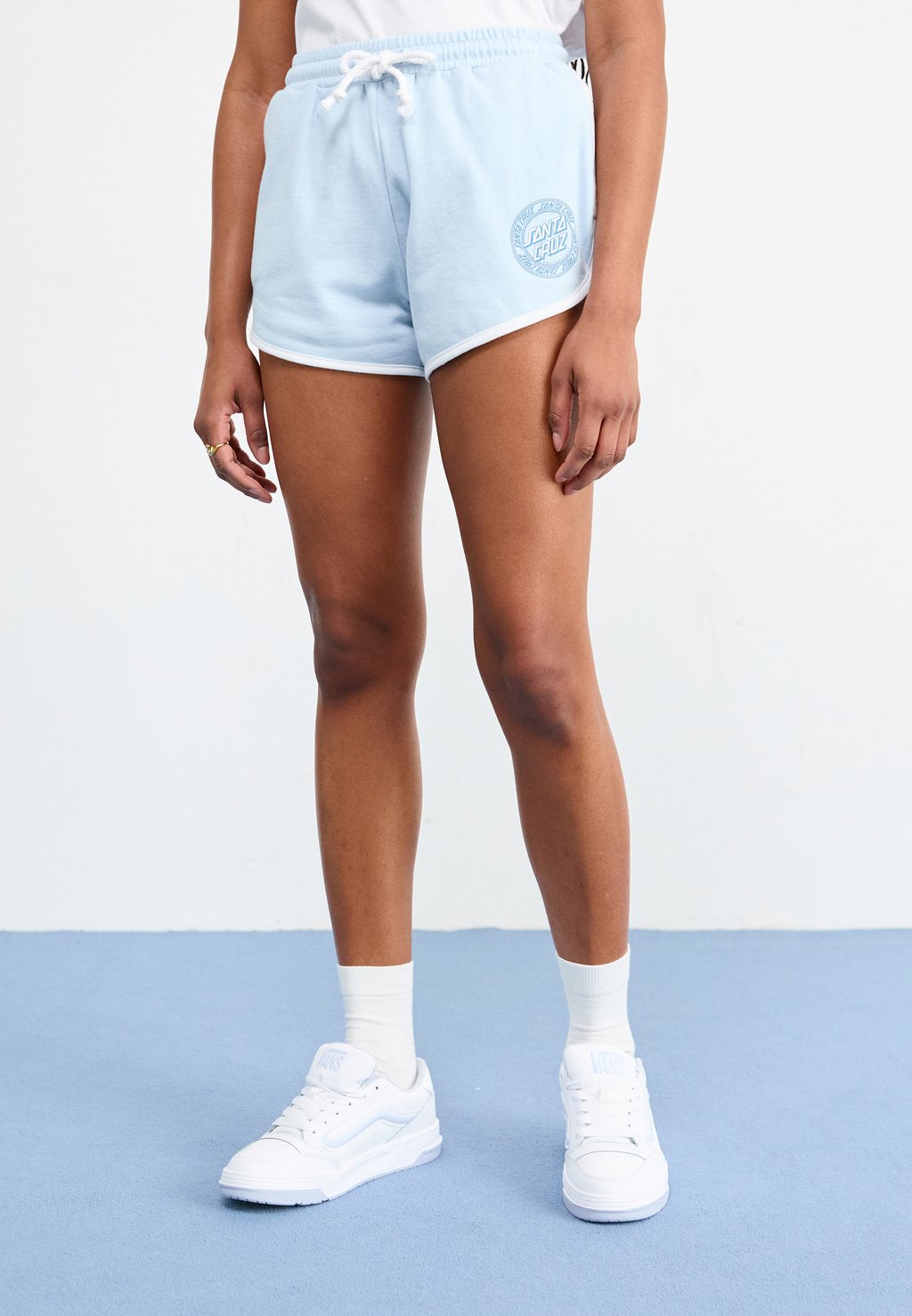 Шорты CHECK OUTLINE RINGED DOT Santa Cruz, синий
Шорты CHECK OUTLINE RINGED DOT Santa Cruz, синий